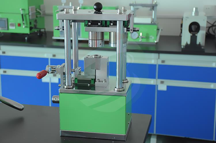 product-750-498 battery sealing machine.jpg